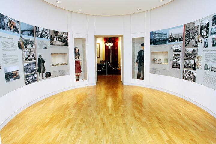 hall-2.jpg
